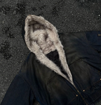 Chaqueta con capucha vintage desgastado
