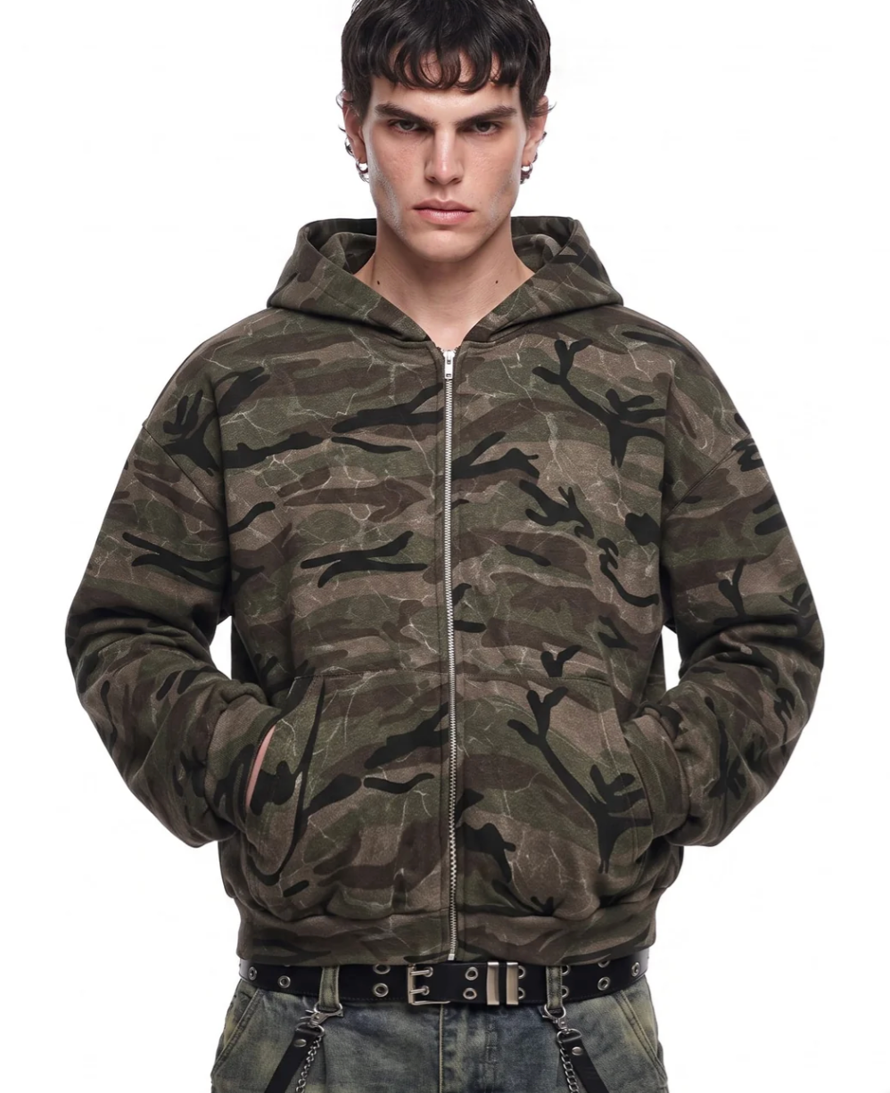 Sudadera con capucha de camuflaje