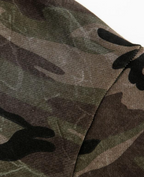 Sudadera con capucha de camuflaje